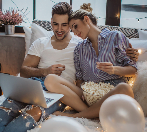 5 Romantic Movies to Practice Spanish